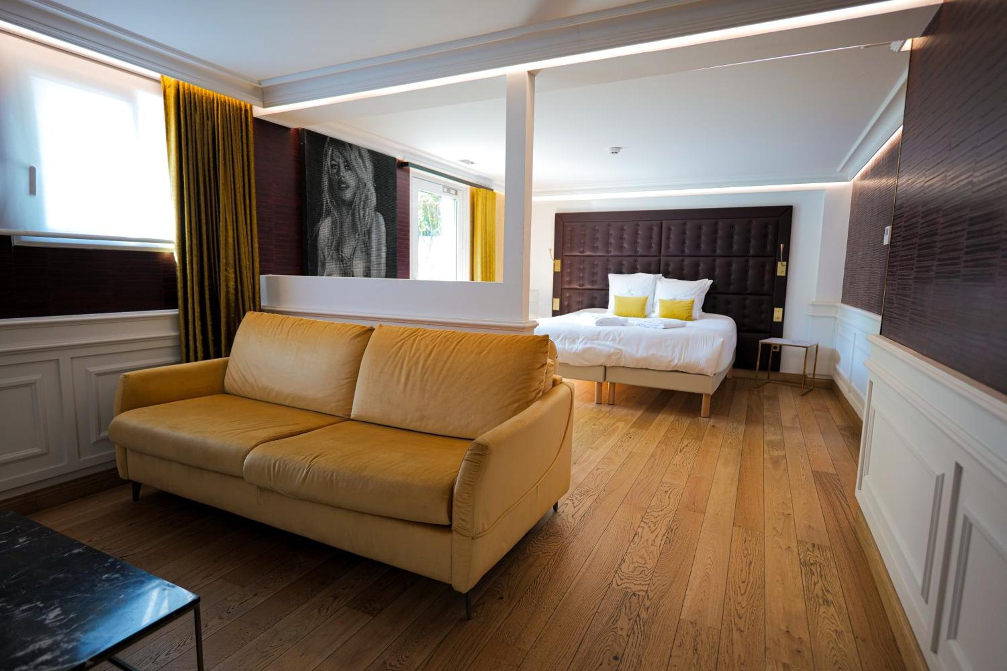 Hotel Merveilleux Cote Mer Dunkirk Exterior photo